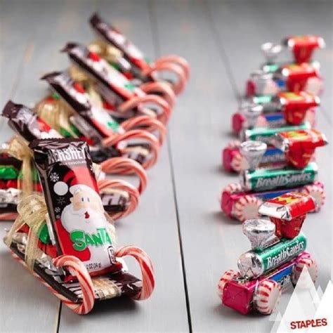 Santa's Special Christmas Gift, Part 4: Candy Canes.